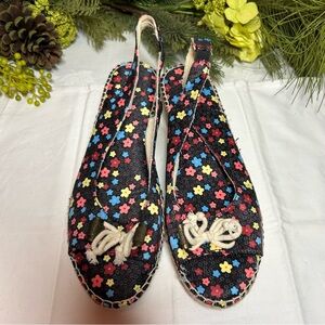 NWOT Hush Puppies Floral Canvas Espadrilles- Woman’s 10W